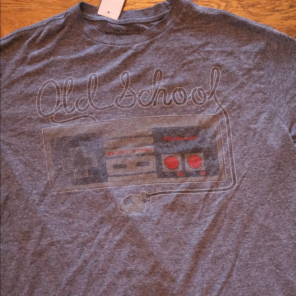 Old School 80s Vintage Nintendo T 🔥